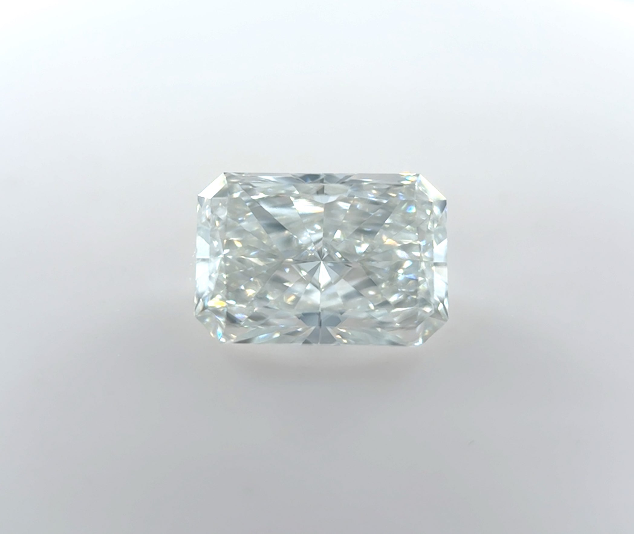 IGI 3.01CT F VS1 Emerald Cut Lab-Grown Diamond